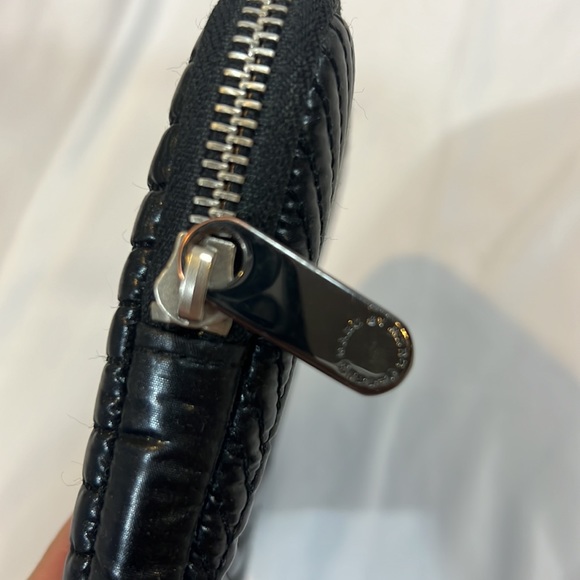 Marc jacobs neoprene tablet case - Picture 2 of 3